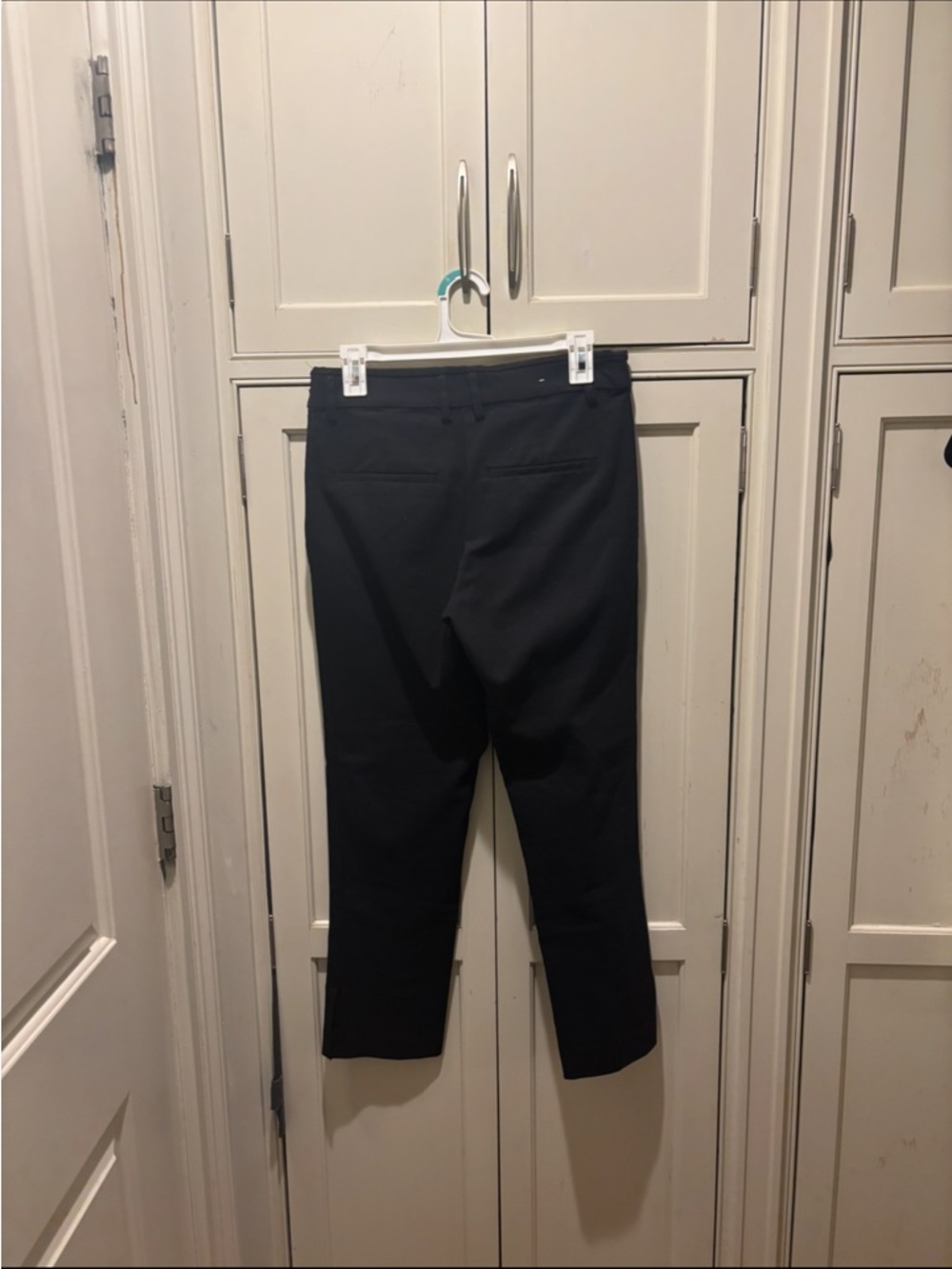 H&M Black Tailored Ankle
Pants Size 10 Chic
Minimalist - Picture 3 of 4